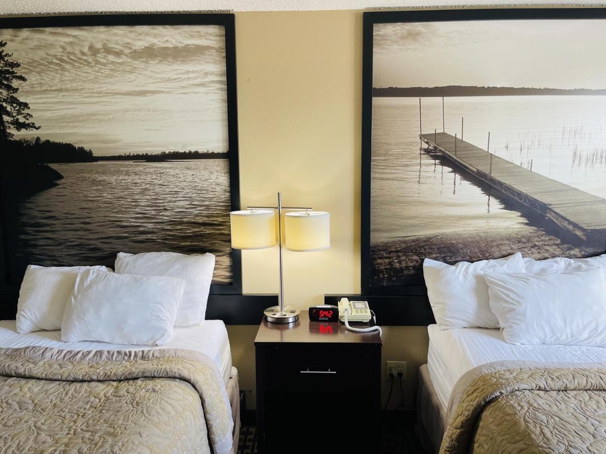 Super 8 By Wyndham Clear Lake Esterno foto